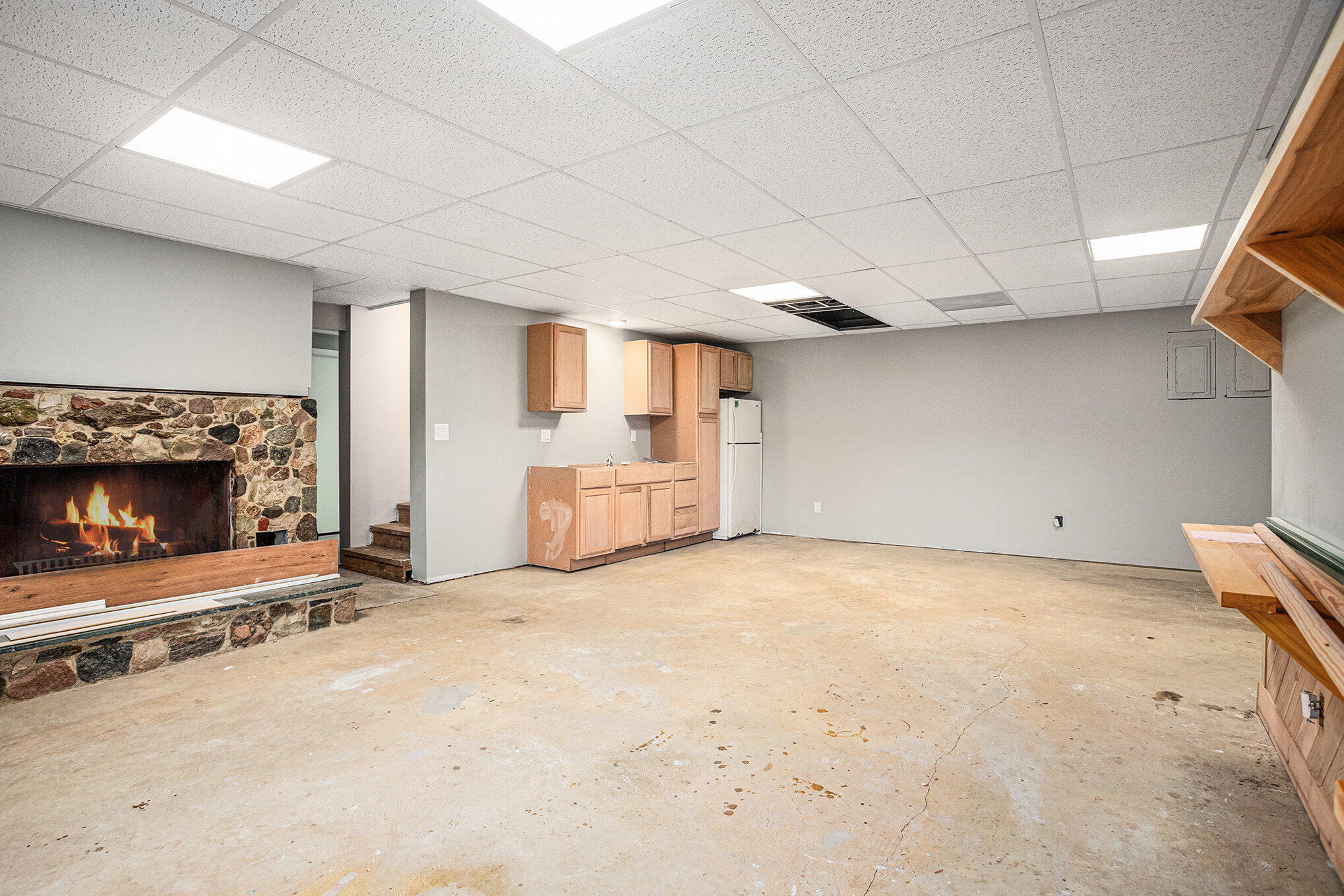 Battle Creek, Michigan 49014, United States, 3 Bedrooms Bedrooms, ,2 BathroomsBathrooms,Residential,Pending,215541