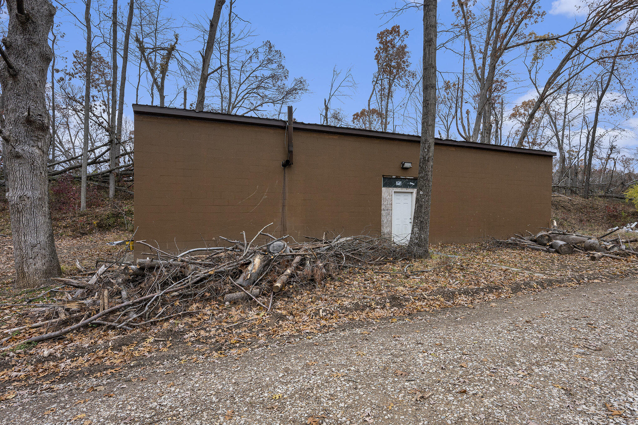 Battle Creek, Michigan 49014, United States, 3 Bedrooms Bedrooms, ,2 BathroomsBathrooms,Residential,Pending,215541