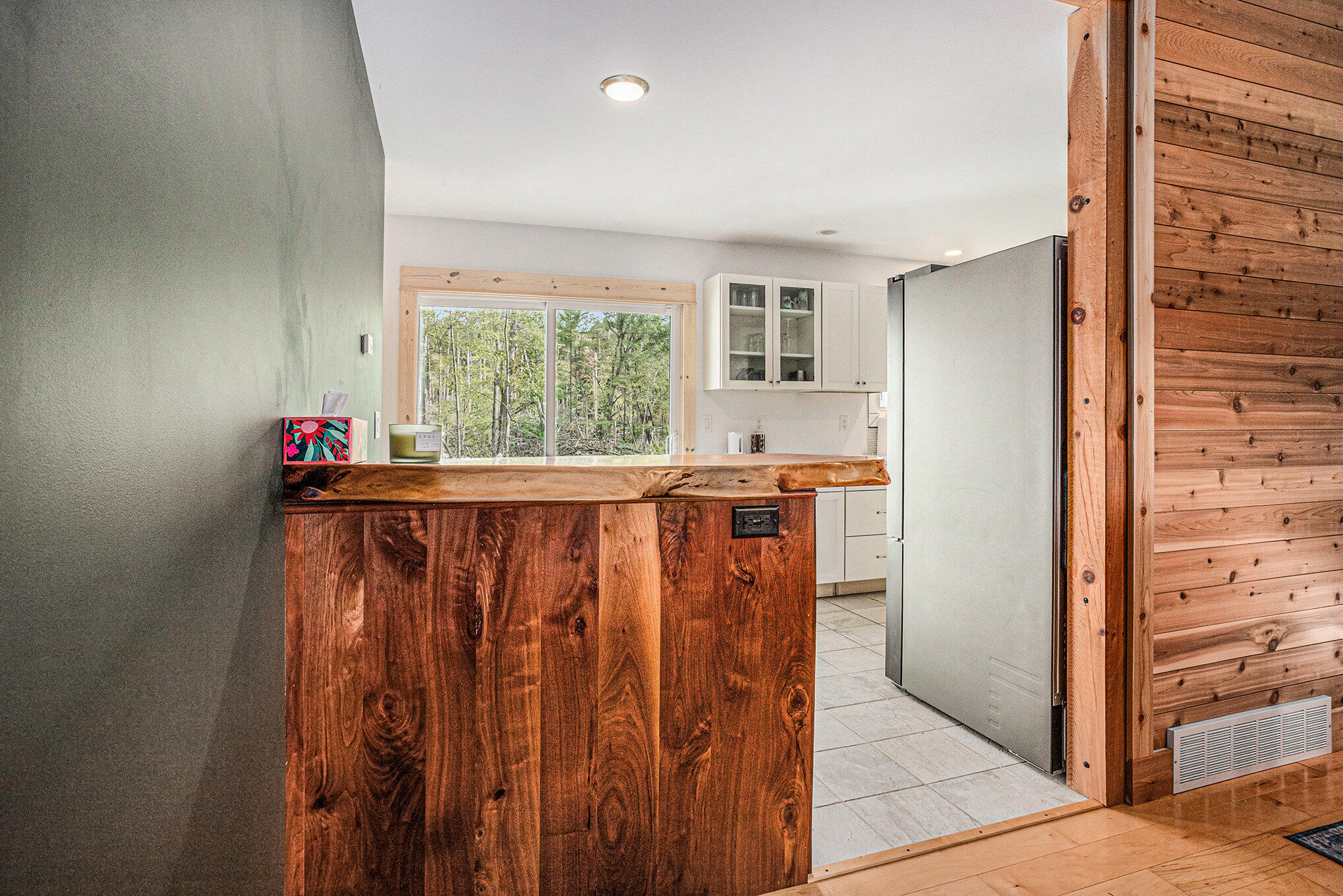 Battle Creek, Michigan 49014, United States, 3 Bedrooms Bedrooms, ,2 BathroomsBathrooms,Residential,Pending,215541