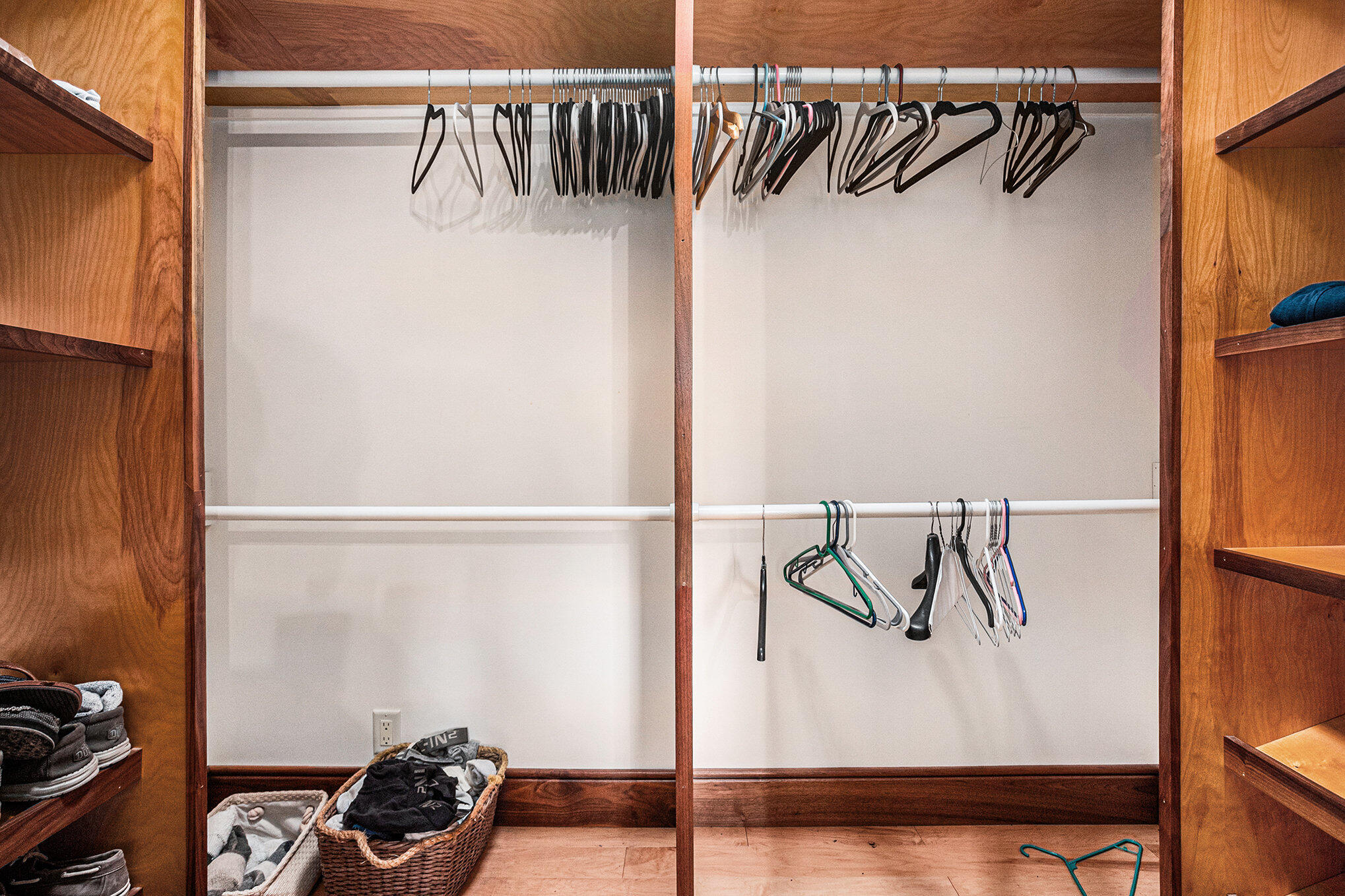 Battle Creek, Michigan 49014, United States, 3 Bedrooms Bedrooms, ,2 BathroomsBathrooms,Residential,Pending,215541