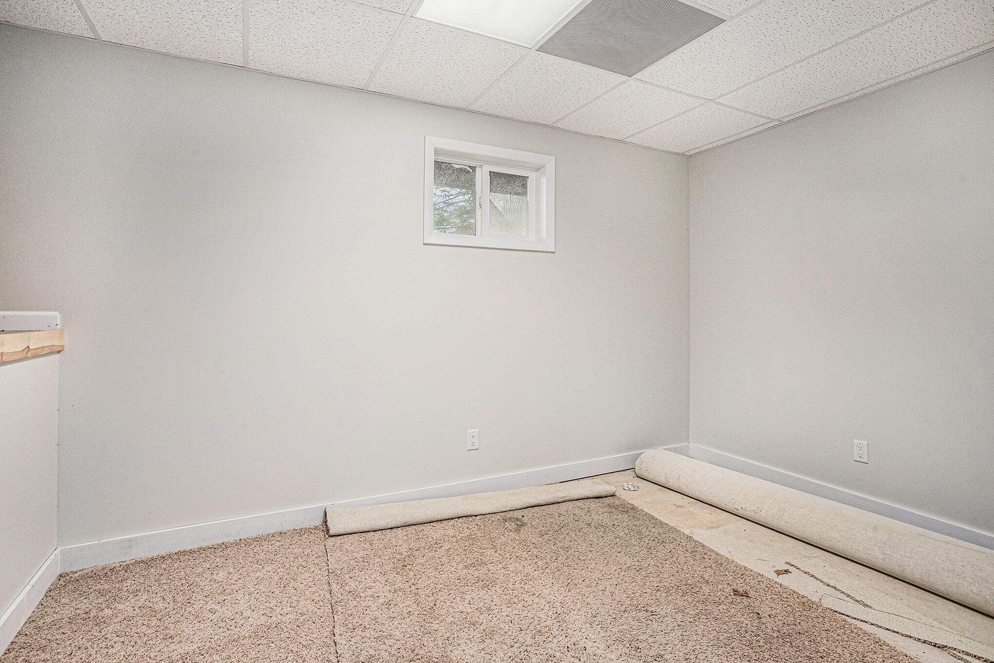 Battle Creek, Michigan 49014, United States, 3 Bedrooms Bedrooms, ,2 BathroomsBathrooms,Residential,Pending,215541