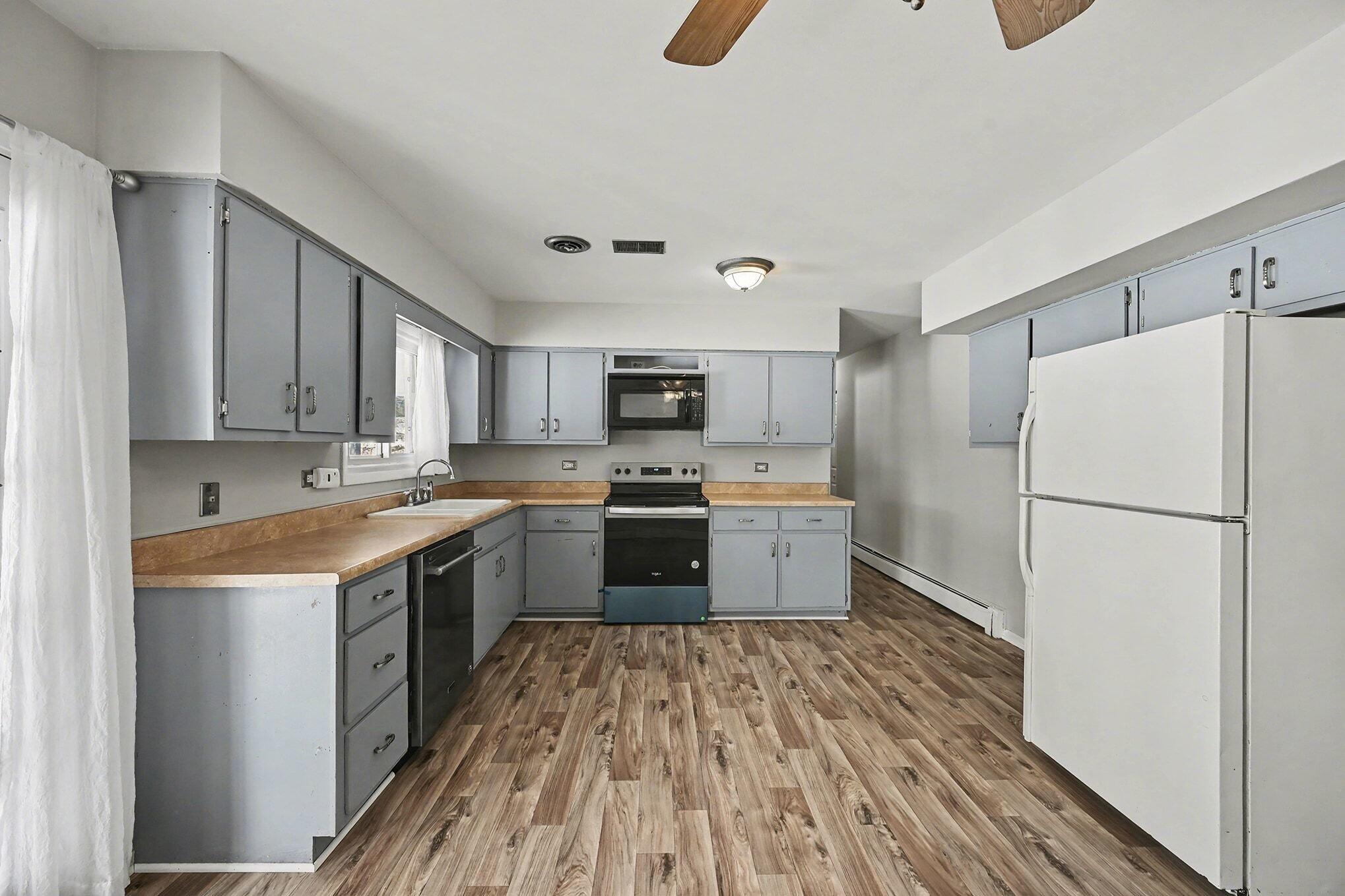 35908 Riverview Drive