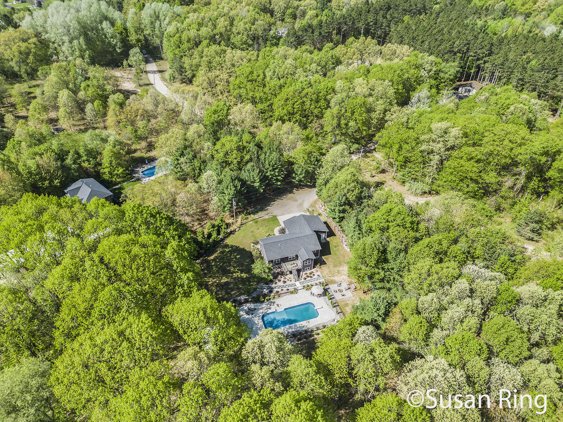 Rockford, Michigan 49341, United States, 3 Bedrooms Bedrooms, ,2 BathroomsBathrooms,Residential,Active,144831