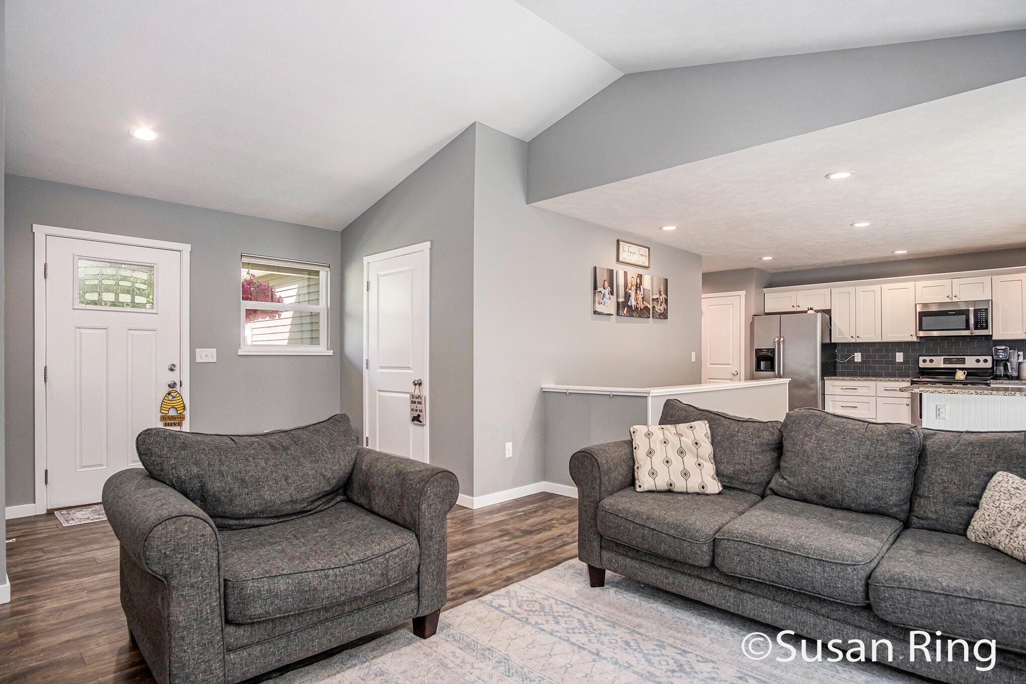 Rockford, Michigan 49341, United States, 3 Bedrooms Bedrooms, ,2 BathroomsBathrooms,Residential,Active,144831