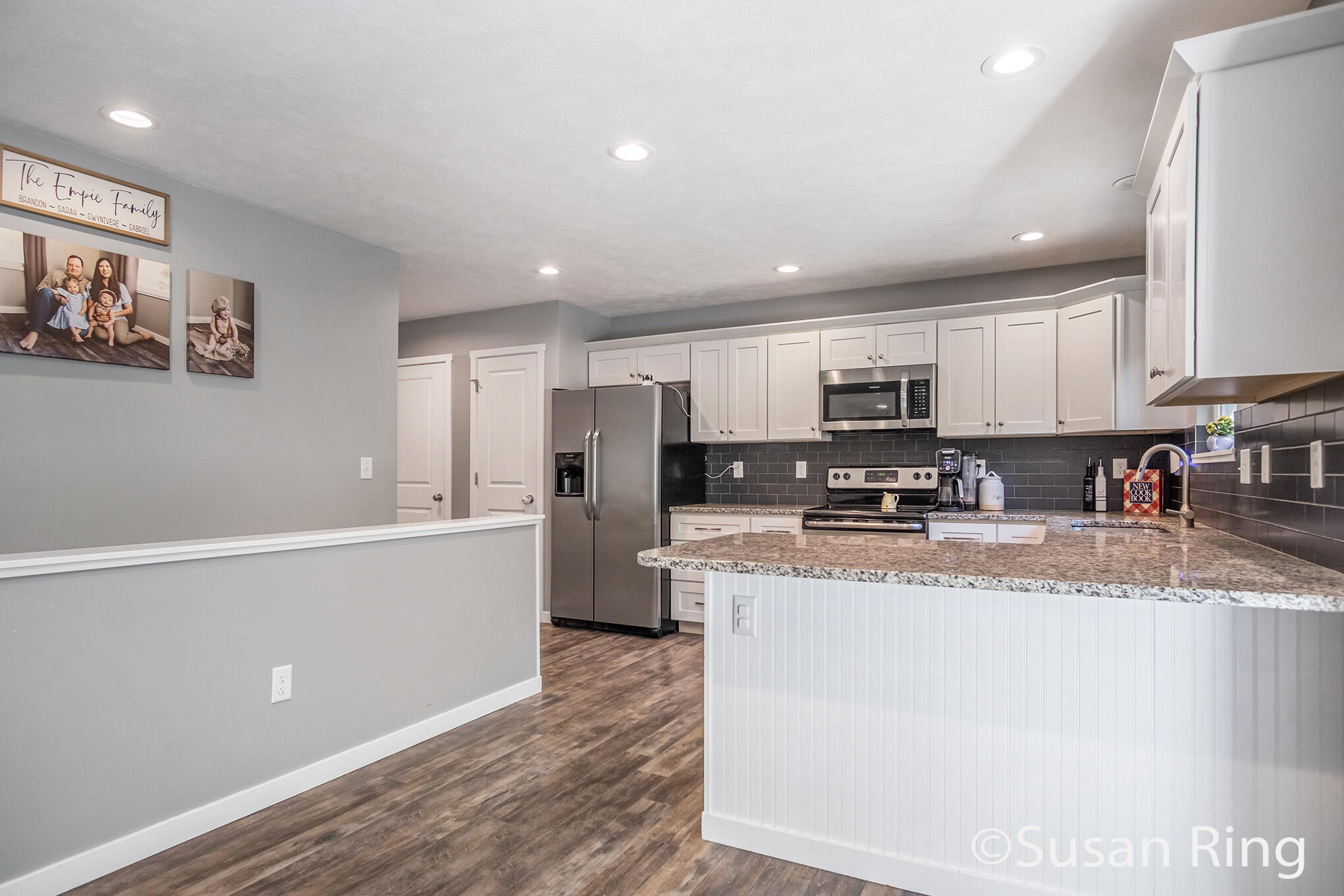 Rockford, Michigan 49341, United States, 3 Bedrooms Bedrooms, ,2 BathroomsBathrooms,Residential,Active,144831