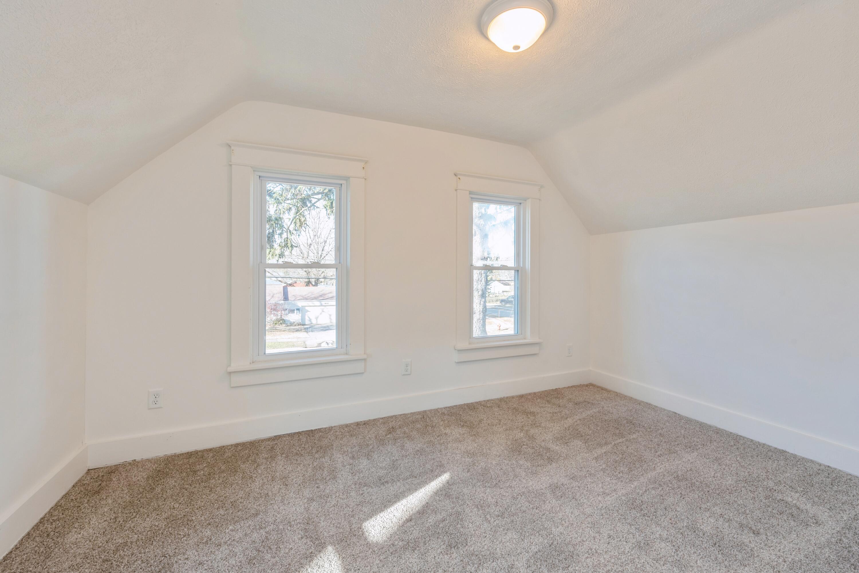 New Buffalo, Michigan 49117, United States, 4 Bedrooms Bedrooms, ,1 BathroomBathrooms,Residential,Pending,38918