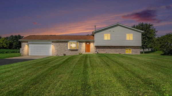 13212 PLATT RD, MILAN, MI 48160 - Image c63871dab8a73d3f63e7e5ed201be804/2363821282