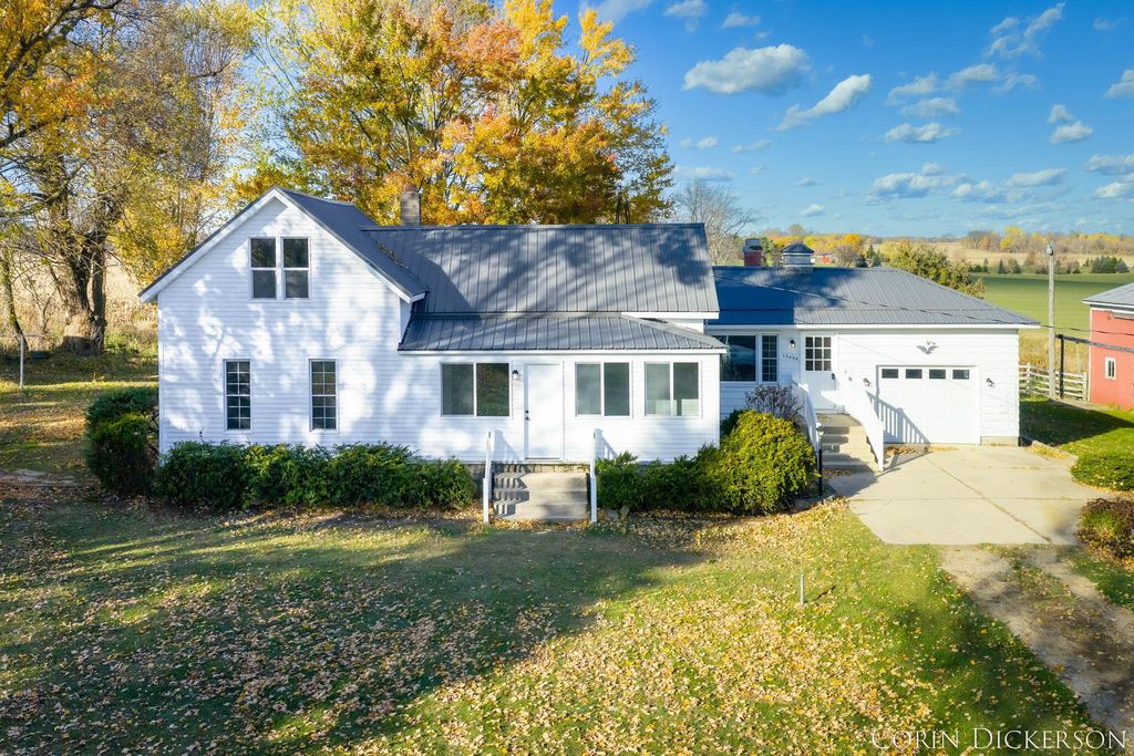 Photo of 15494 W Kimball Road, Trufant, MI 49347 (MLS # 25056515)