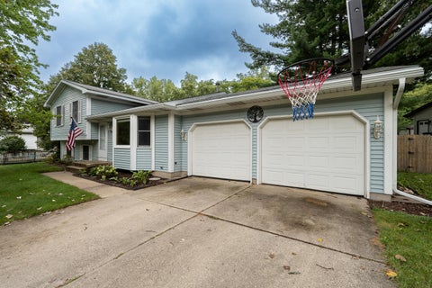 Photo for 890 Gabrielle Court NE