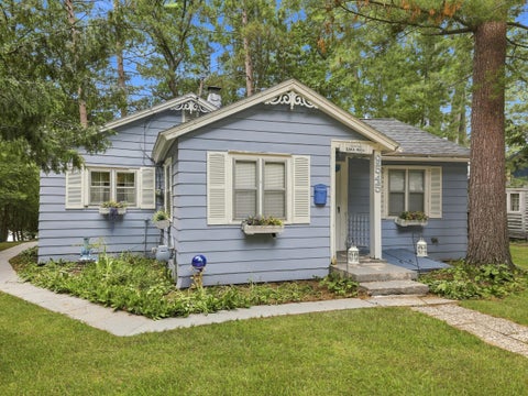 Photo for 9545 E School Section Lake Drive