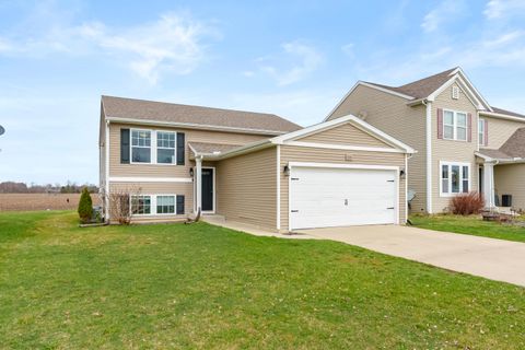 1320 Gardner Pond Lane Vicksburg MI 49097