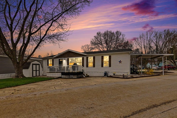 4595 QUEBEC AVE SW, WYOMING, MI 49519 - Image c7edb1970f95a8fef4de9fdec9b05678/530840284