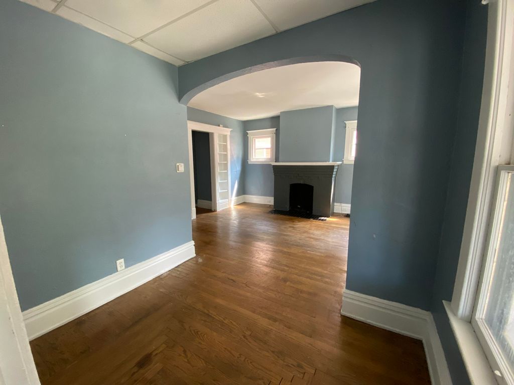 Photo of 819 Oak Street, Kalamazoo, MI 49008 (MLS # 26005748)