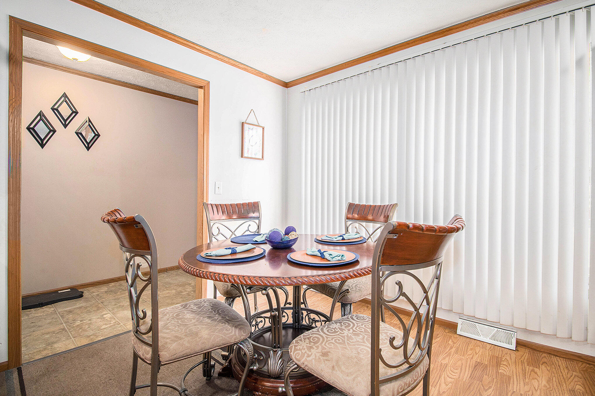 Niles, Michigan 49120, United States, 3 Bedrooms Bedrooms, ,2 BathroomsBathrooms,Residential,Active,150907