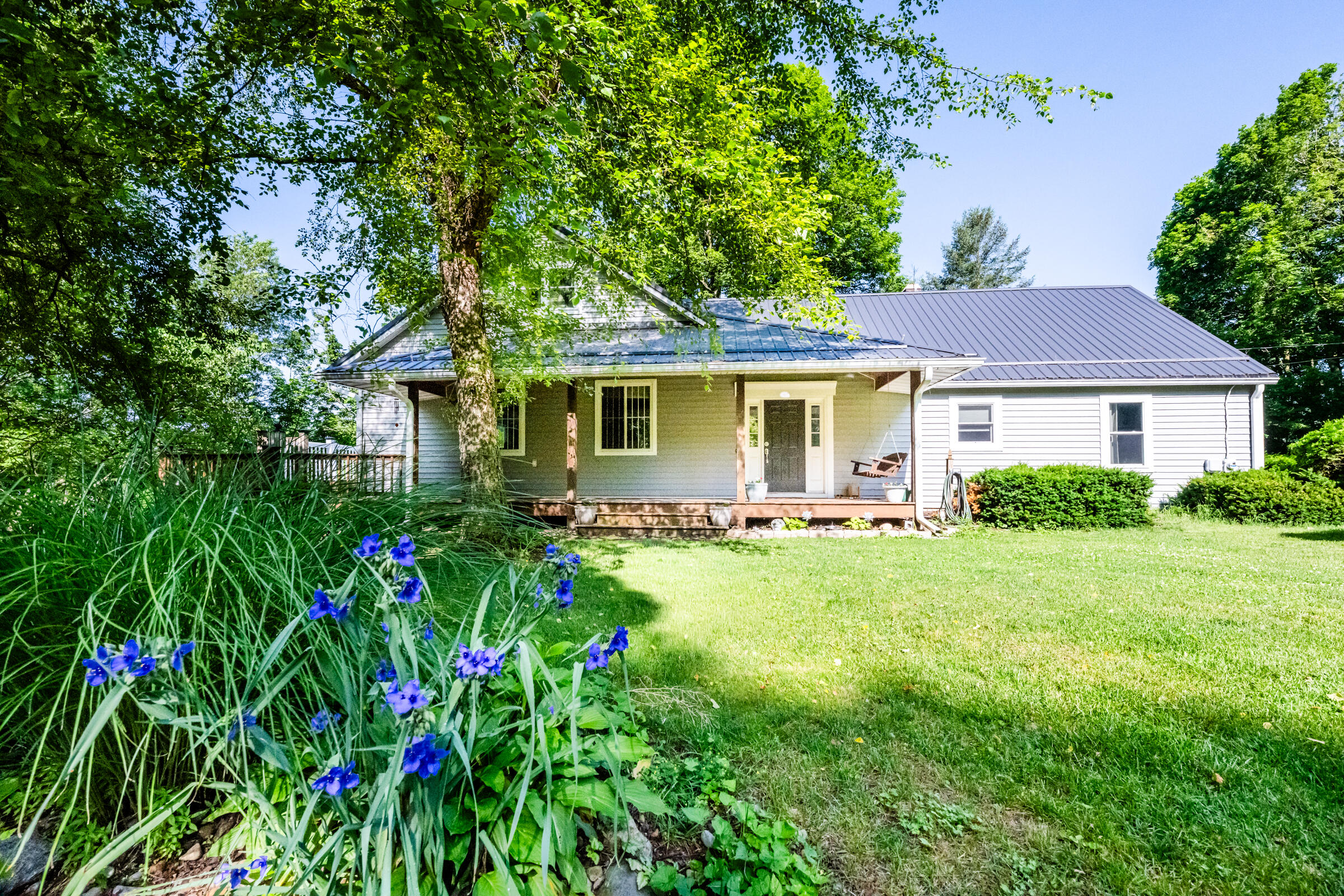 5594 Pokagon Road