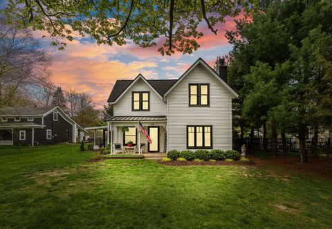 Photo of 156 S Union Street, Douglas, MI 49406 (MLS # 26018923)