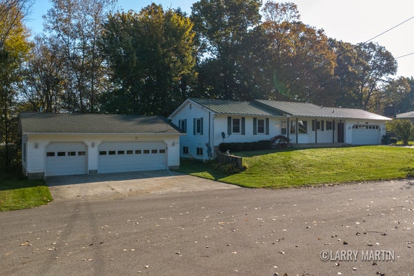 4293 CENTURY DR, DORR, MI 49323 - Image c8c0afd5053efdaf1b9d569328bf69eb/2824892490