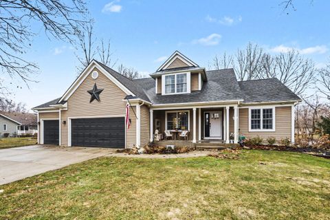 69739 Roy Drive Edwardsburg MI 49112