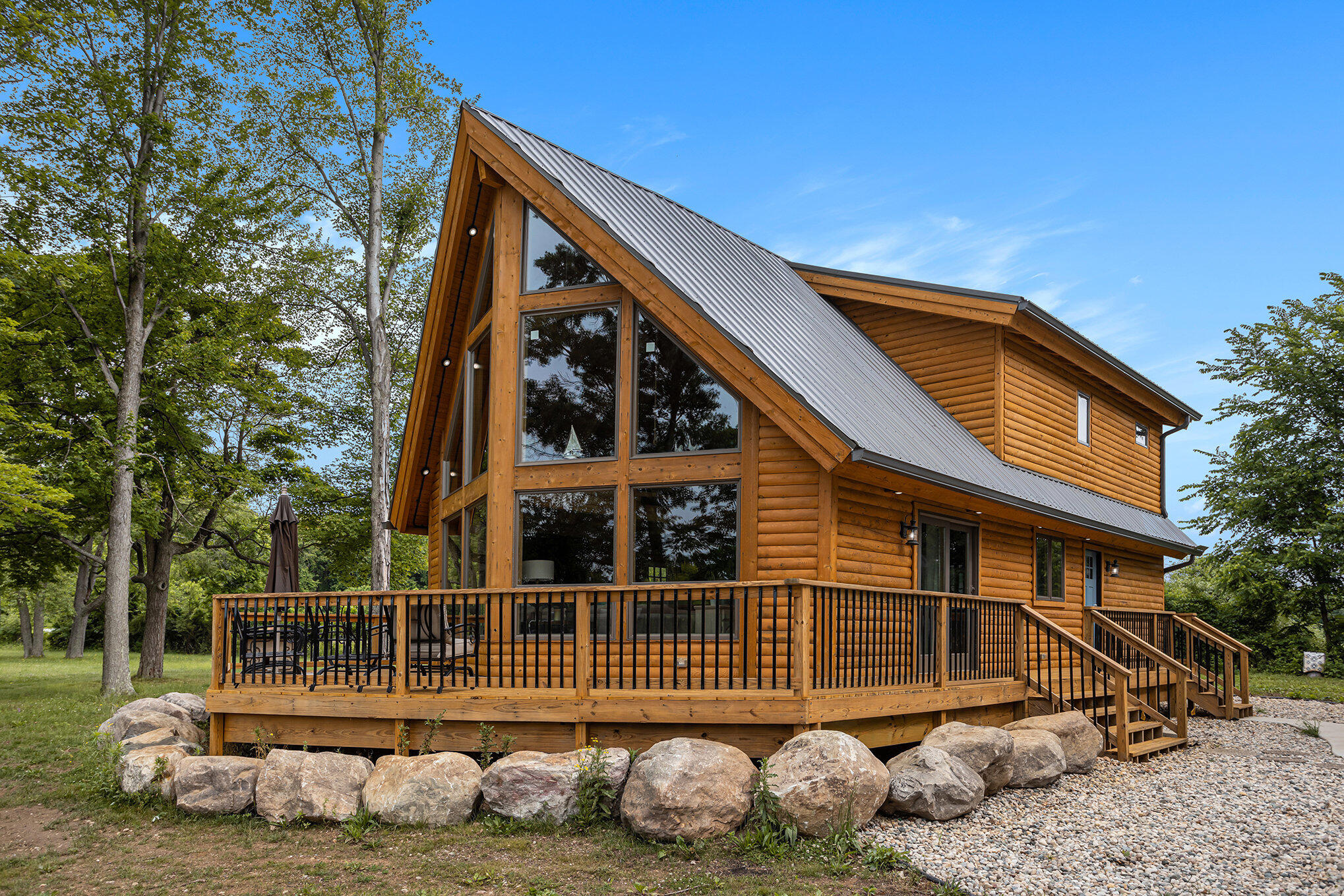 Augusta, Michigan 49012, United States, 4 Bedrooms Bedrooms, ,3 BathroomsBathrooms,Residential,Active,157932