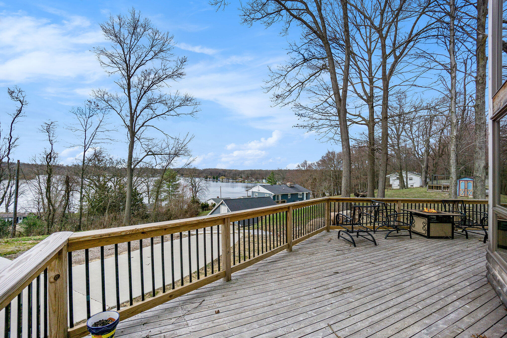 Augusta, Michigan 49012, United States, 4 Bedrooms Bedrooms, ,3 BathroomsBathrooms,Residential,Active,157932