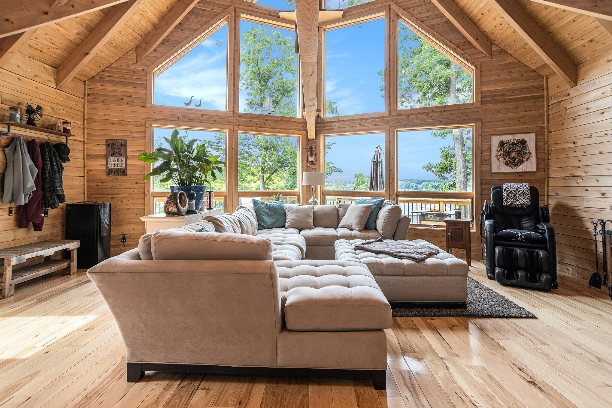 Augusta, Michigan 49012, United States, 4 Bedrooms Bedrooms, ,3 BathroomsBathrooms,Residential,Active,157932