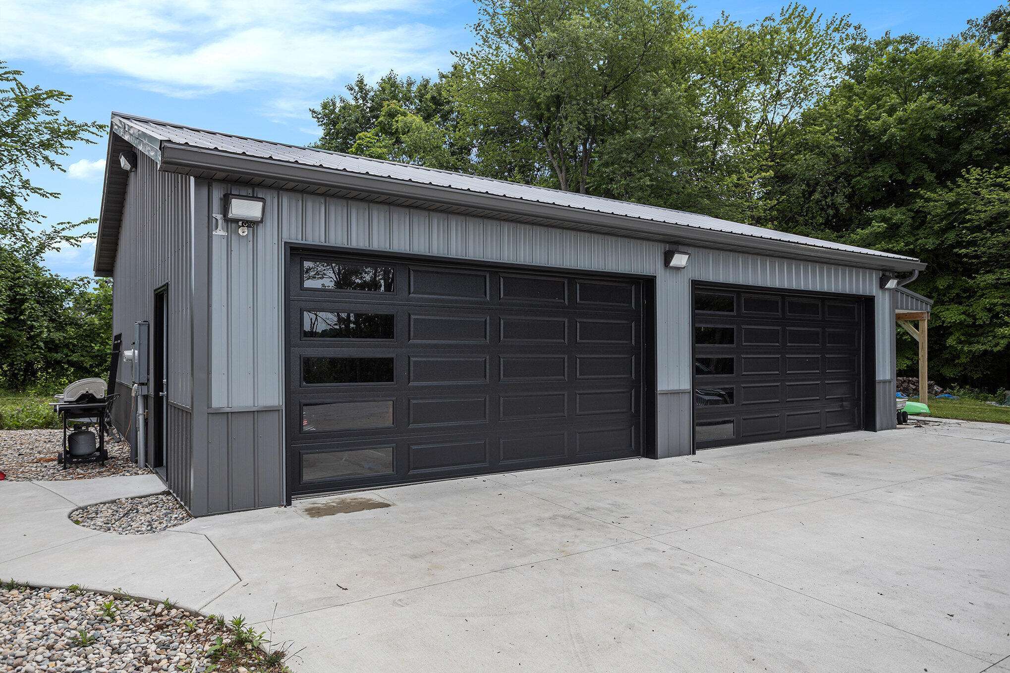 Augusta, Michigan 49012, United States, 4 Bedrooms Bedrooms, ,3 BathroomsBathrooms,Residential,Active,157932