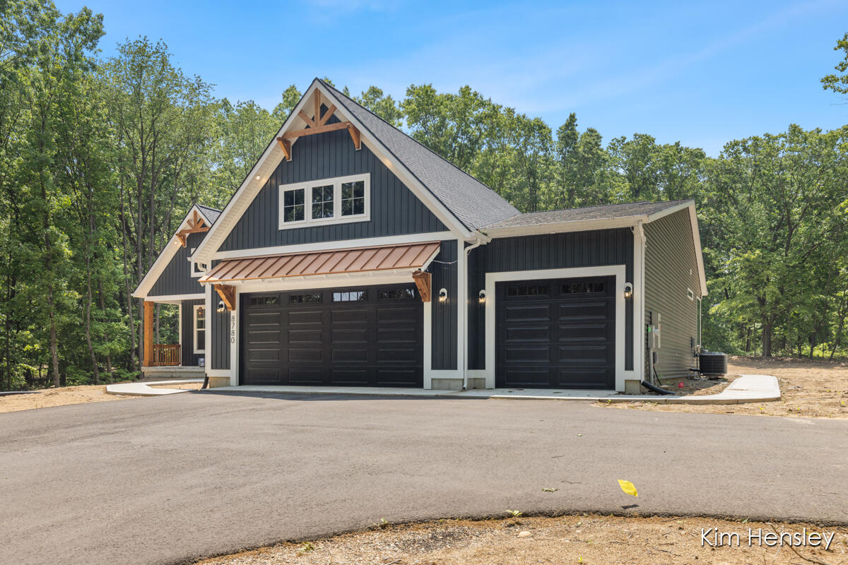 8780 Bentham Court