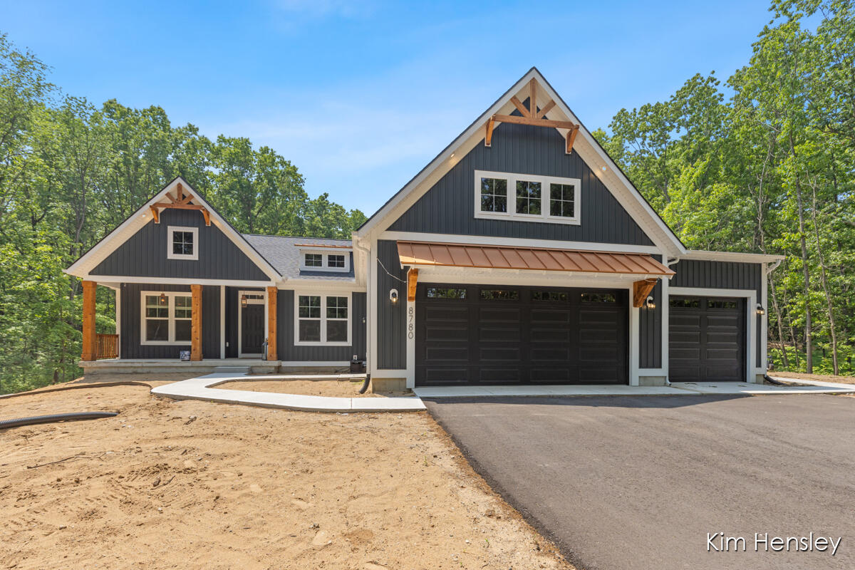 8780 Bentham Court