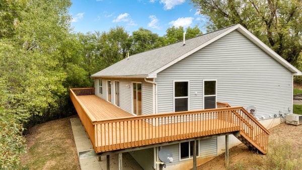 11250 SHARON VALLEY RD, BROOKLYN, MI 49230 - Image c8fb4738d9d18a7df652fd1eff904900/2523629131