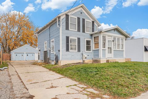 Photo of 3981 White Street SW, Grandville, MI 49418 (MLS # 26002438)