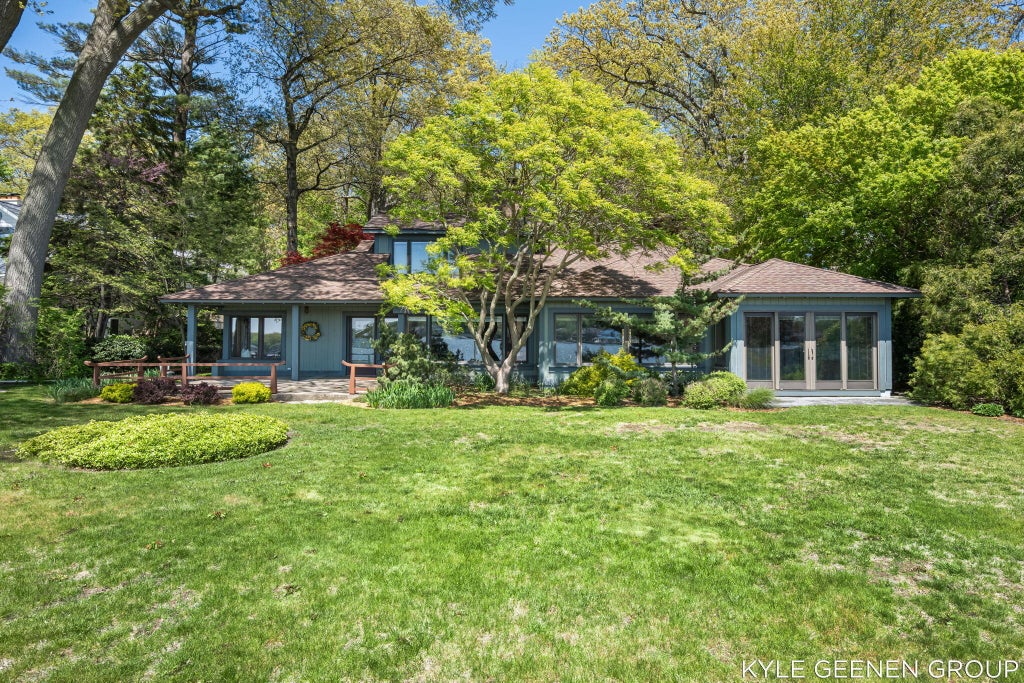 Photo of 1140 Marigold Lane, Holland, MI 49424 (MLS # 26050185)