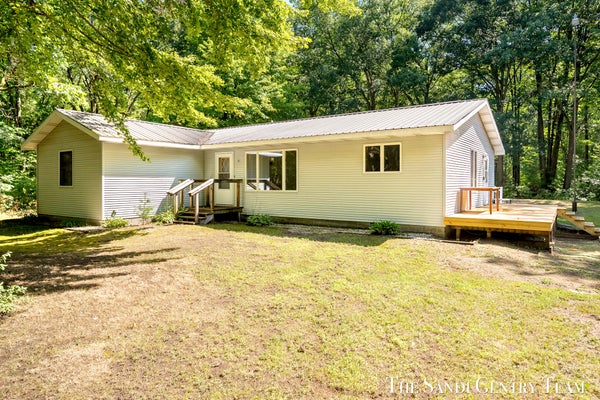 4536 DALSON RD, TWIN LAKE, MI 49457 - Image c9b2d3db1e06d79ca7e2a5782b777dc4/3820578763