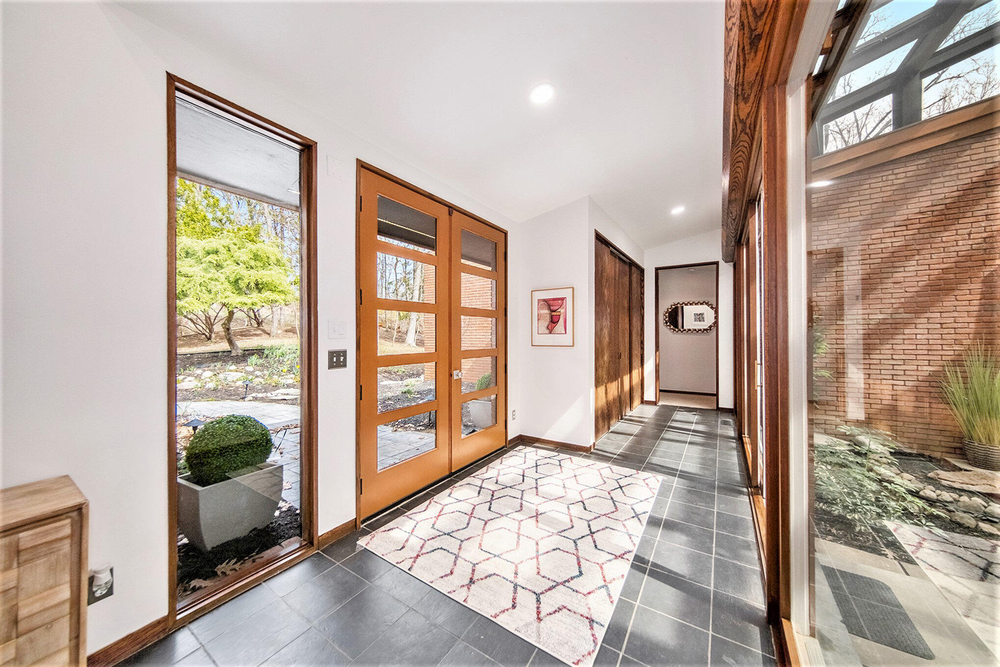 855 Country Club Road