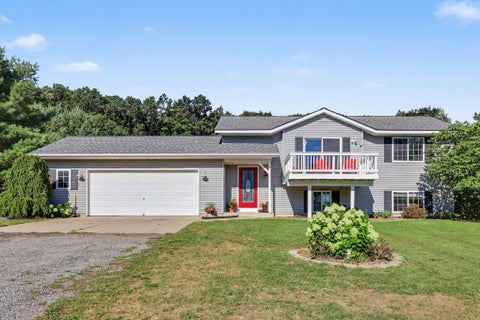 Photo for 13955 Pine Lake Avenue NE