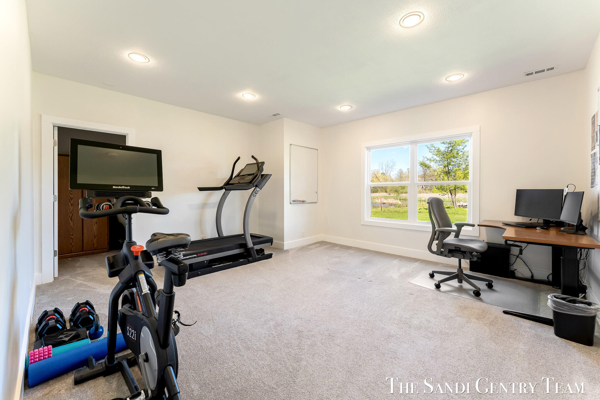Spring Lake, Michigan, 49456, United States, 4 Bedrooms Bedrooms, ,4 BathroomsBathrooms,Residential,Active,2051964