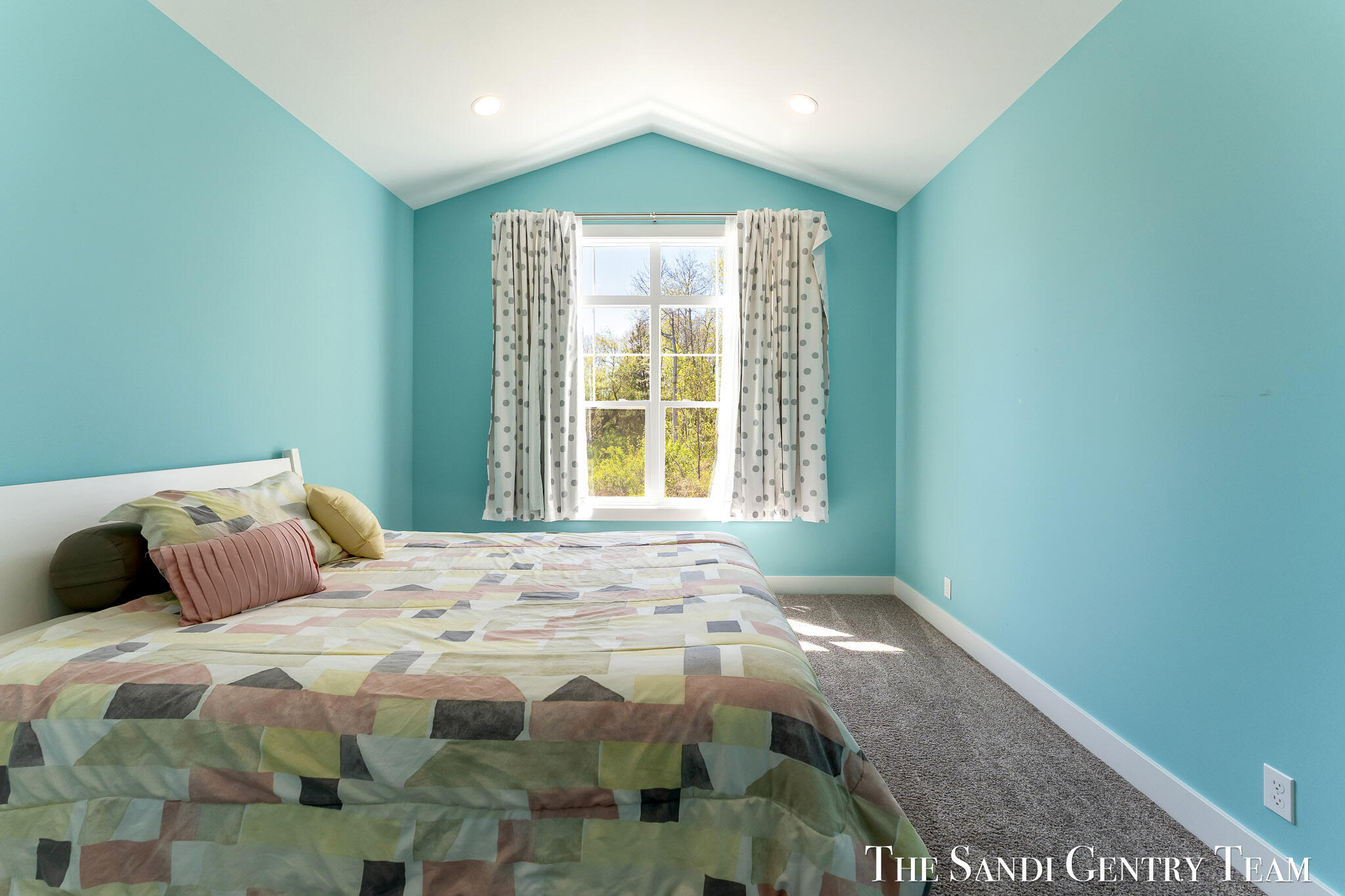 Spring Lake, Michigan, 49456, United States, 4 Bedrooms Bedrooms, ,4 BathroomsBathrooms,Residential,Active,2051964