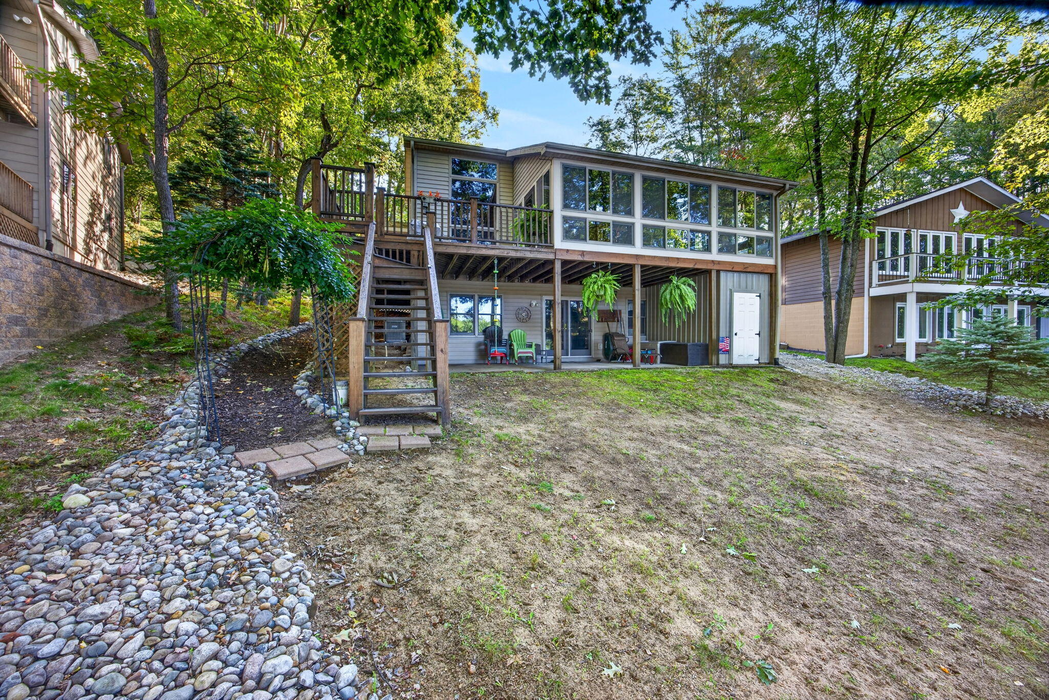 8665 N Island Drive