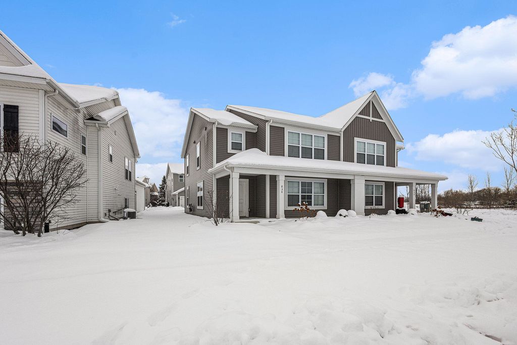 Photo of 834 Winchester Street, Holland, MI 49423 (MLS # 25057271)