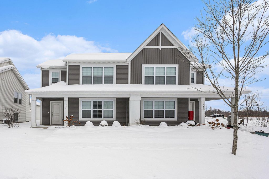 Photo of 834 Winchester Street, Holland, MI 49423 (MLS # 25057271)