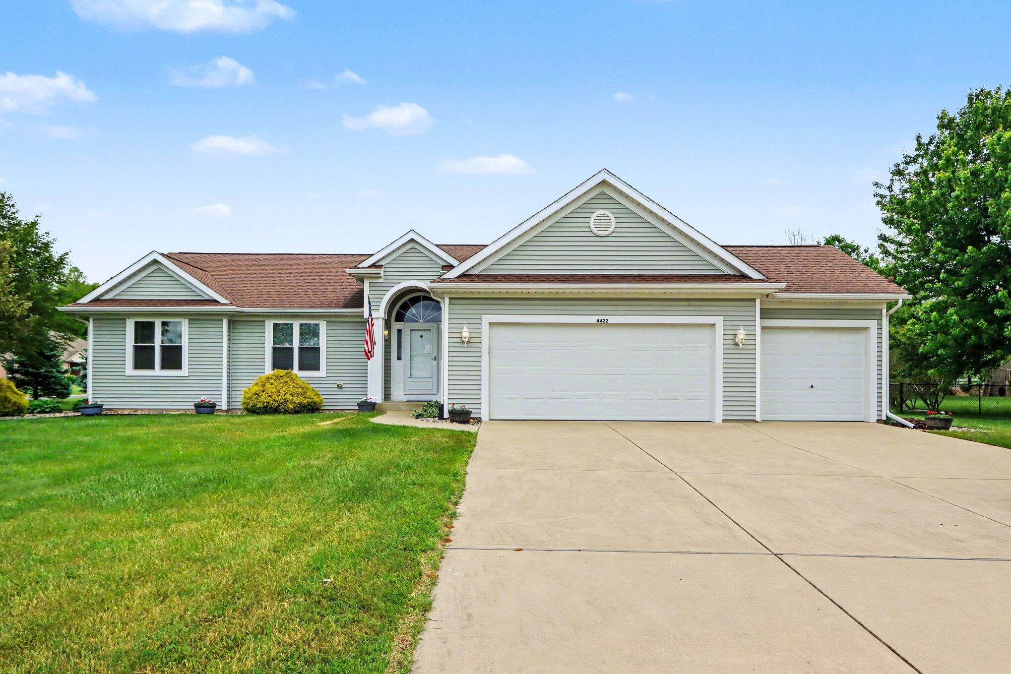 Photo 1 of 32 — 4422 Autumn Joy Street, Galesburg, MI 49053