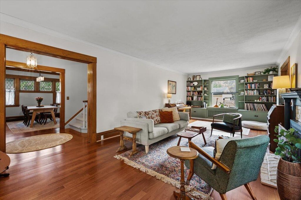 Photo of 142 E Division Street NE, Rockford, MI 49341 (MLS # 25050639)