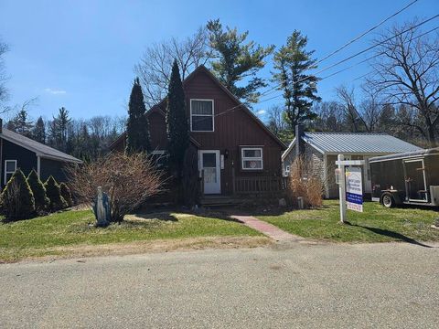 1630 E Gardner Ave, Newaygo, MI 49337 - MLS#: 25007160