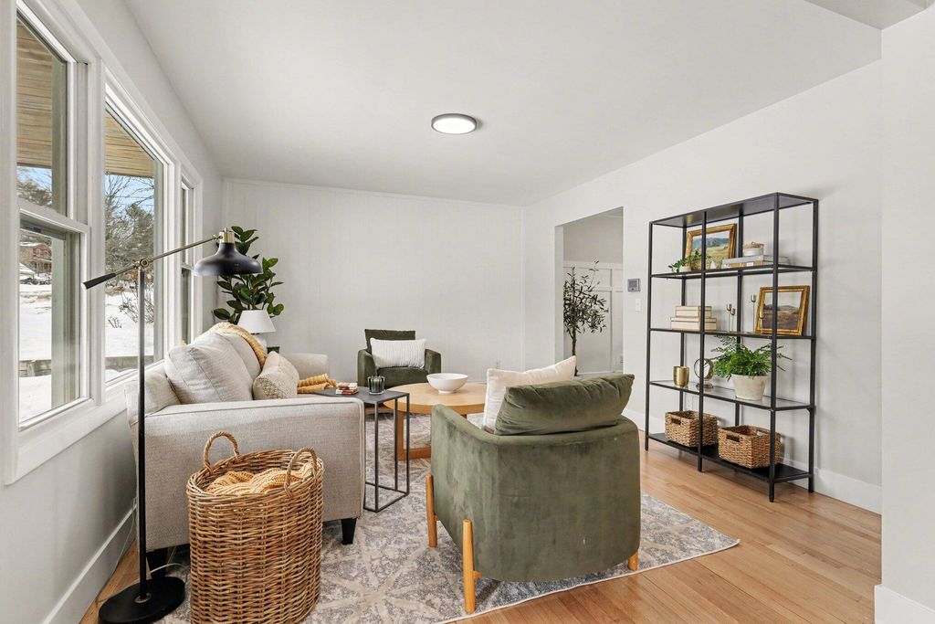 Photo of 1038 59th Street SE, Kentwood, MI 49508 (MLS # 26005073)