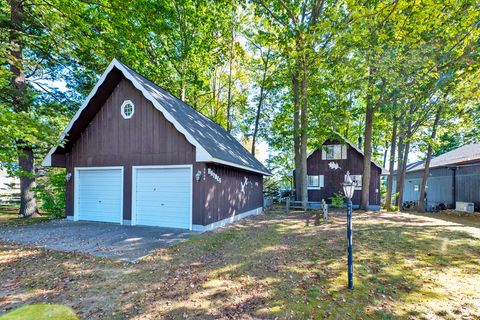 Photo of 8630 W School Section Lake Drive, Mecosta, MI 49332 (MLS # 25054067)