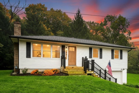Photo for 4616 Pettis Avenue NE