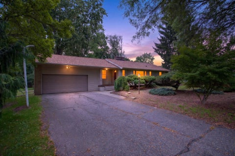Photo for 2400 Smiley Way