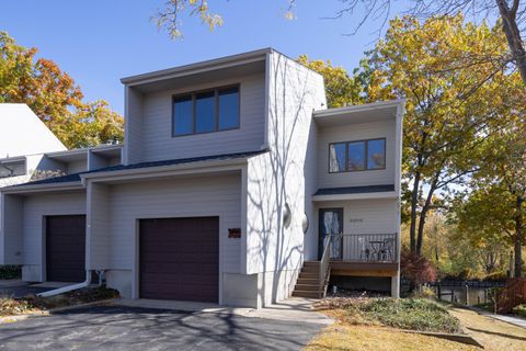 630 Virginia Avenue Unit A, South Haven, MI 49090 - MLS#: 25014685