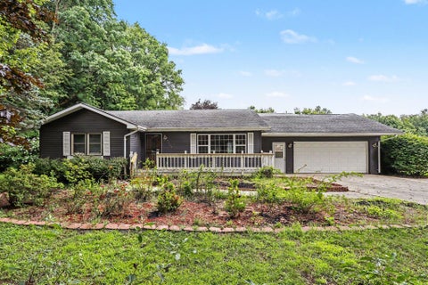 Photo for 47059 Cr-215