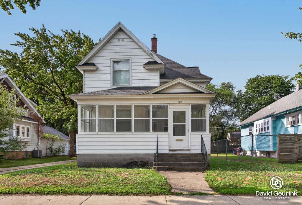 Photo of 180 W 18th Street, Holland, MI 49423 (MLS # 26042001)