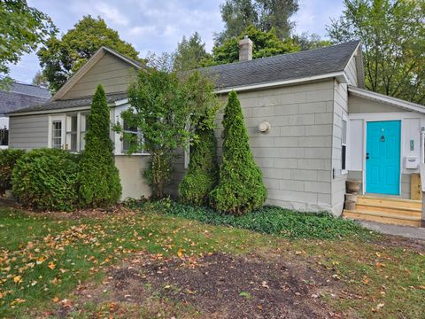 Photo of 408 E Market Street, Greenville, MI 48838 (MLS # 25052266)